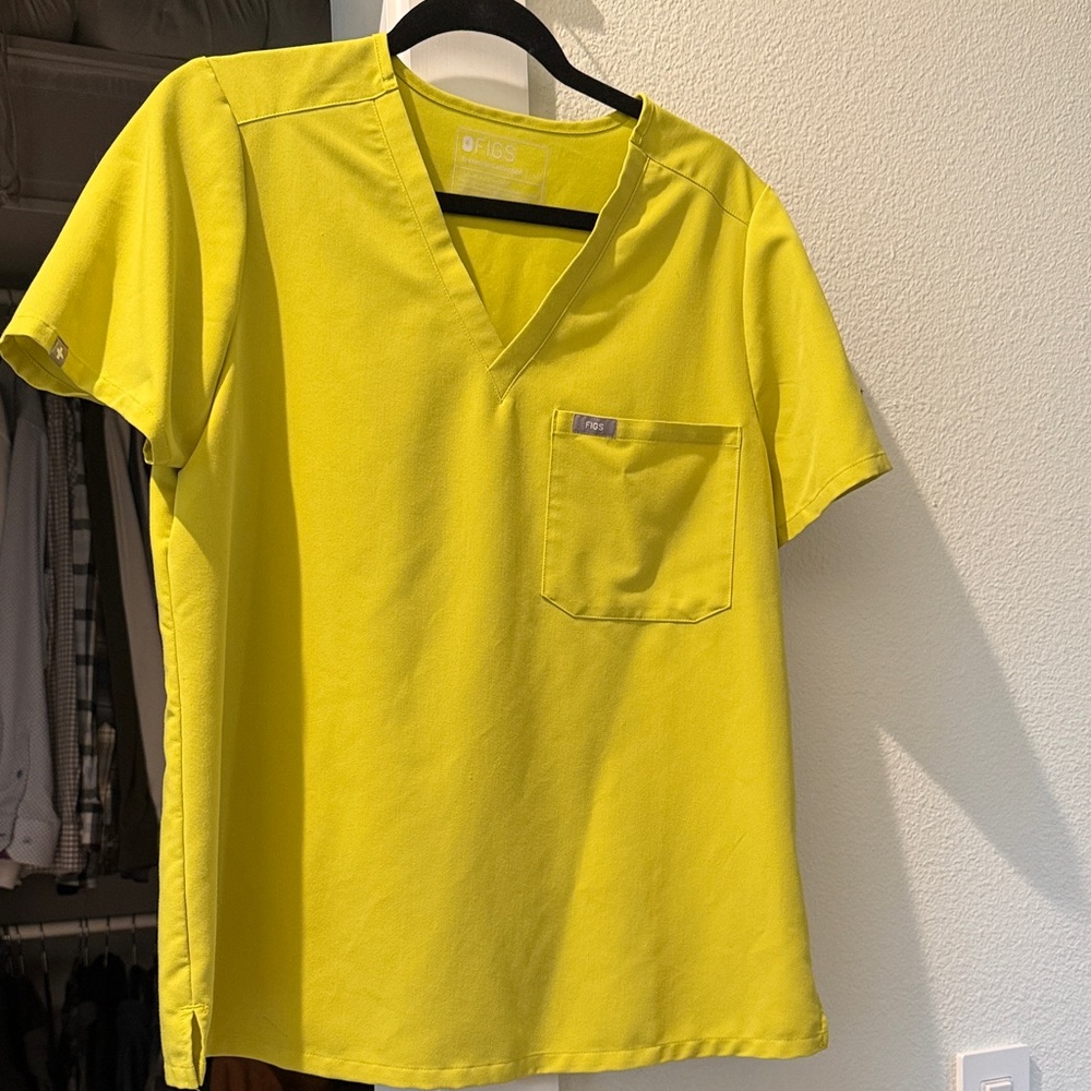 Neon Figs scrub top